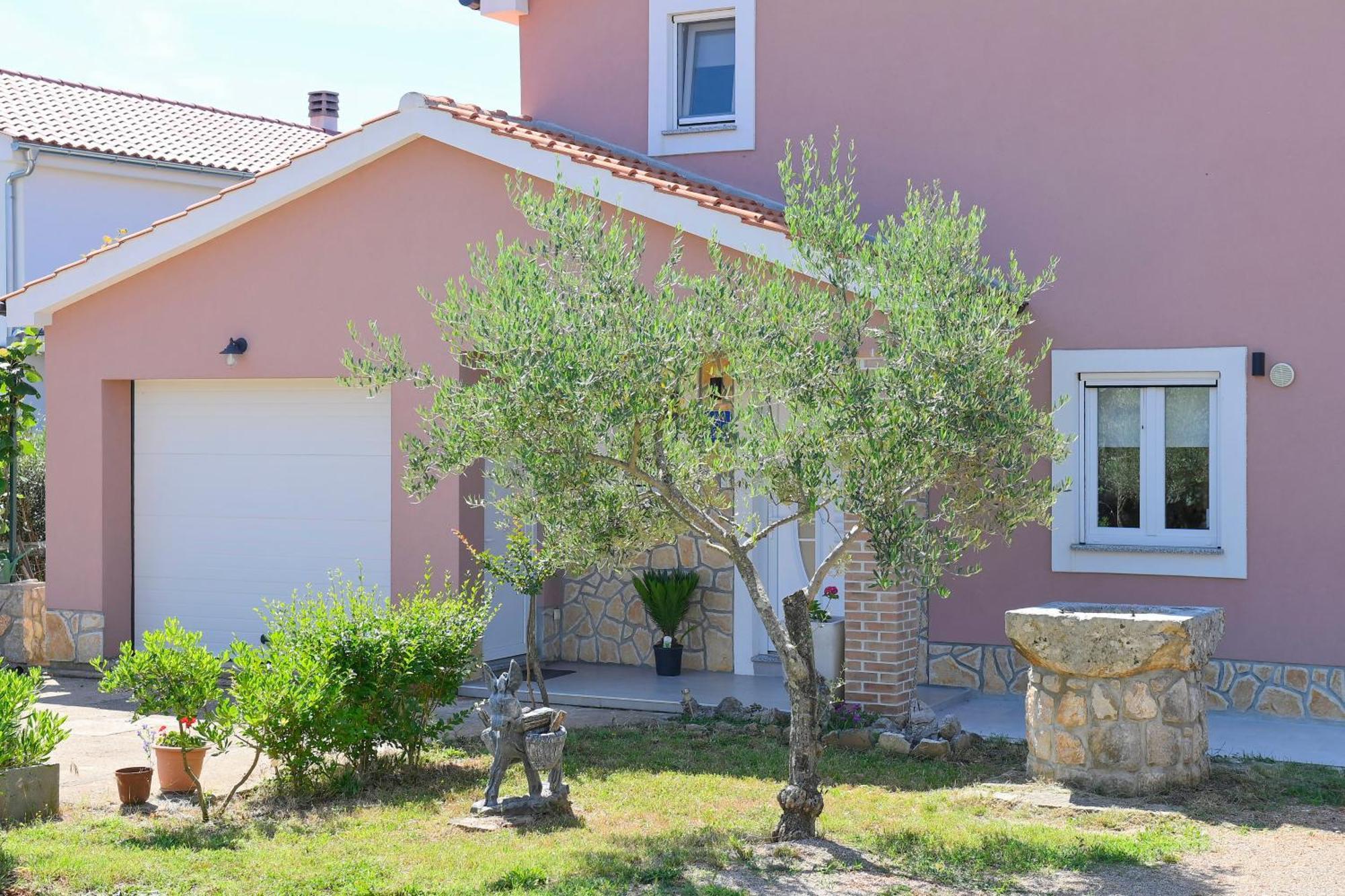 Vacation House Ulika Gabonjin Экстерьер фото